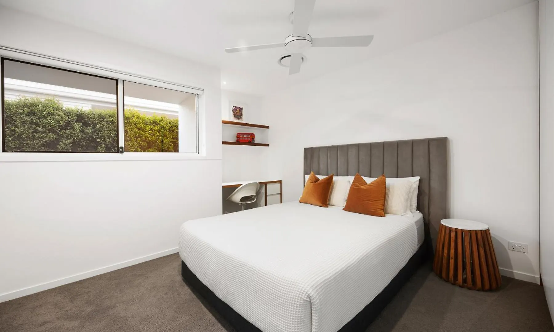 Вилла The Luxury White House Peregian Springs 0*,